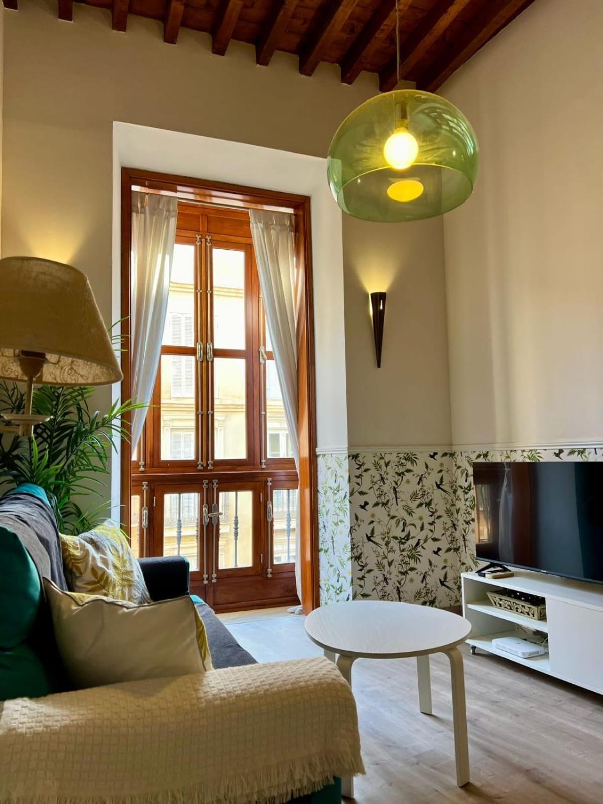 Amazing Apartment In Malaga Oldtown Calle Carreteria Free Wifi&Ac Exterior photo