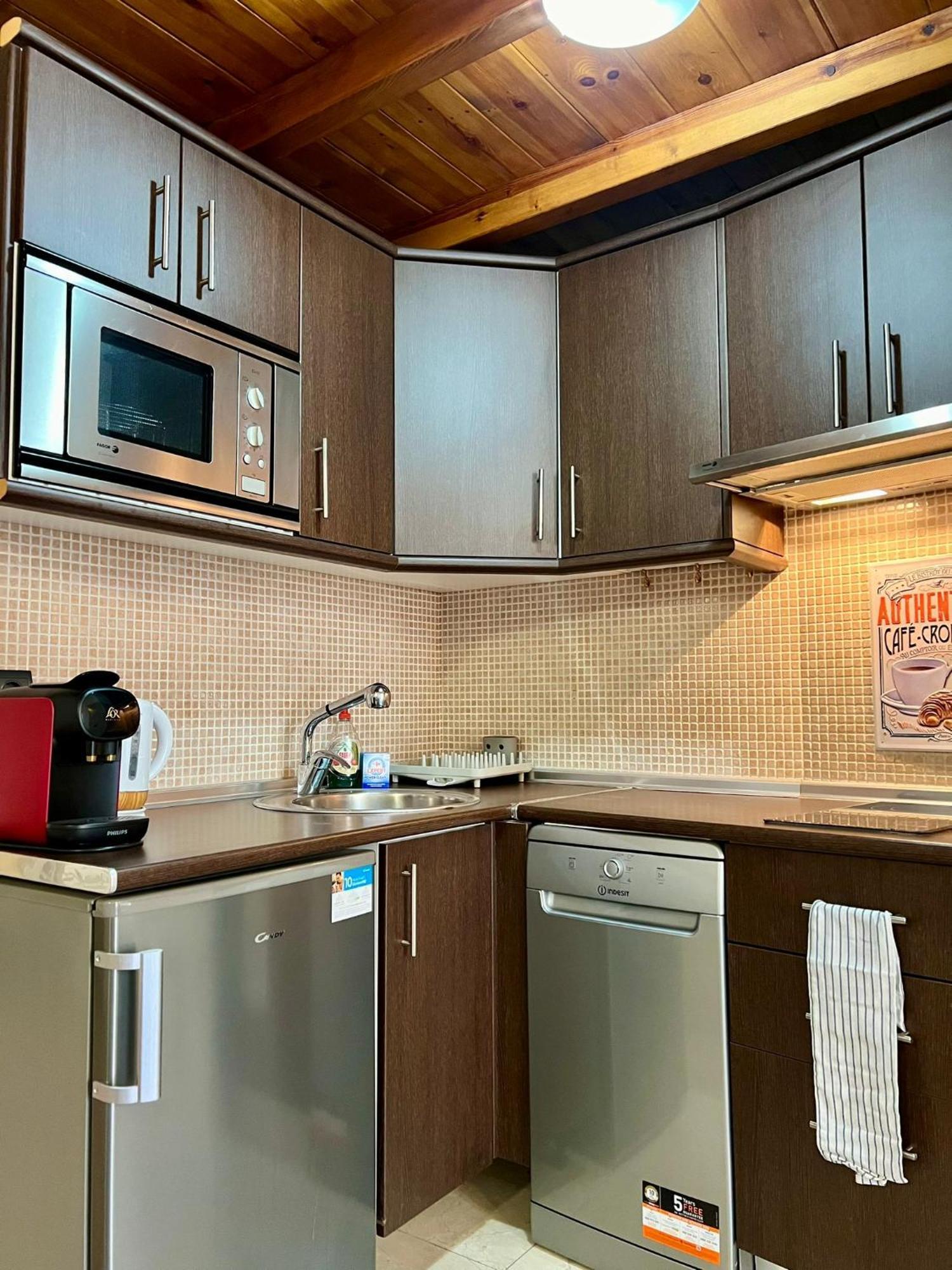 Amazing Apartment In Malaga Oldtown Calle Carreteria Free Wifi&Ac Exterior photo
