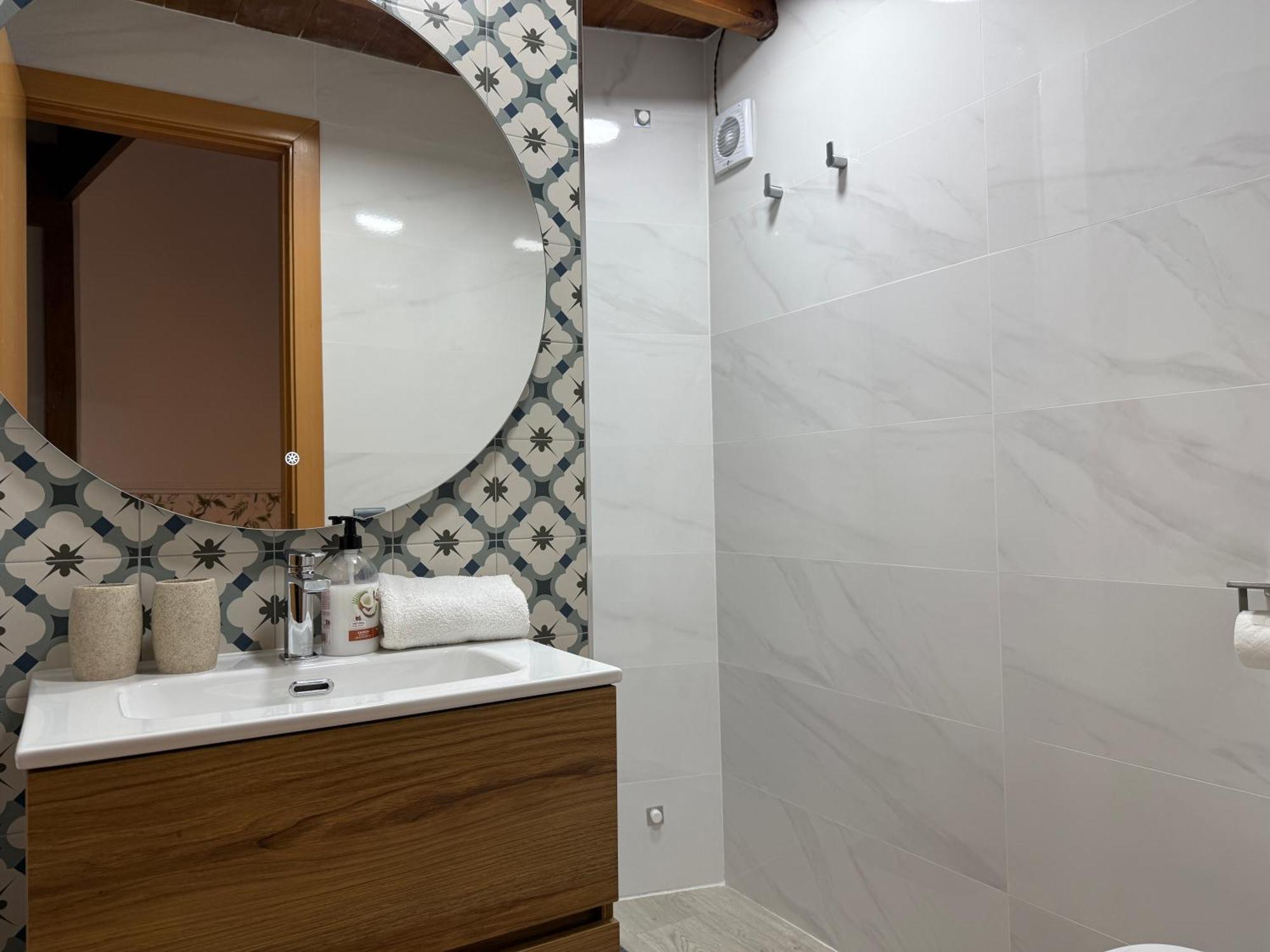 Amazing Apartment In Malaga Oldtown Calle Carreteria Free Wifi&Ac Exterior photo